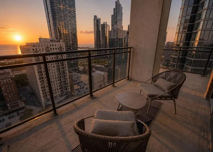 2br Skyline Views - 5 Min Walk To Grant Park Apartamento Chicago