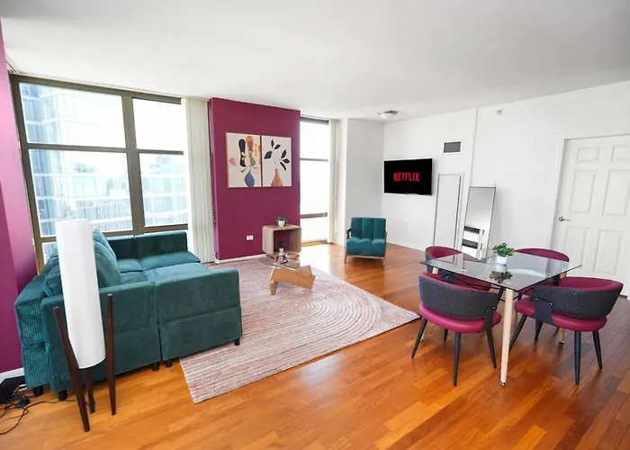 2br Skyline Views - 5 Min Walk To Grant Park *