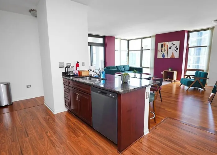 2br Skyline Views - 5 Min Walk To Grant Park *