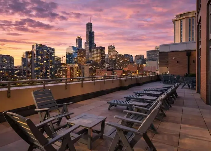 2br Skyline Views - 5 Min Walk To Grant Park Chicago