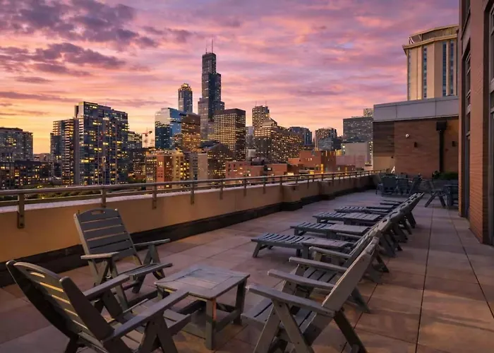 2br Skyline Views - 5 Min Walk To Grant Park Chicago