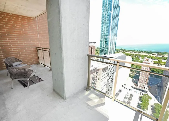 Apartamento 2br Skyline Views - 5 Min Walk To Grant Park