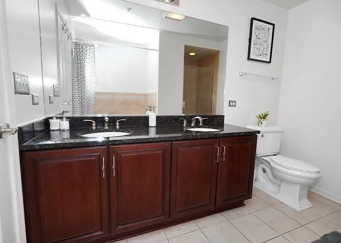 2br Skyline Views - 5 Min Walk To Grant Park Chicago